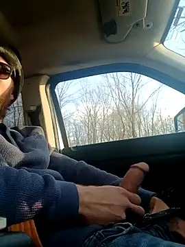 Snapshot of otterlover123 chatting on January 15, 9:09 pm otterlover123 online show from January 15, 9:09 pm