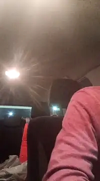 Snapshot of otterlover123 chatting on March 17, 2:30 am otterlover123 online show from March 17, 2:30 am