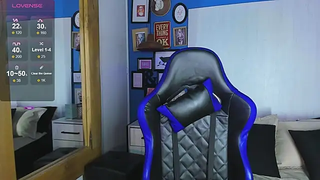 VladHellsing4 online show from September 27, 1:42 pm