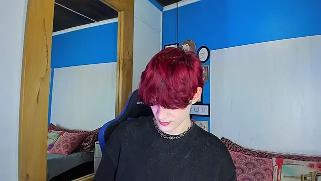 VladHellsing4 online show from December 13, 3:38 am