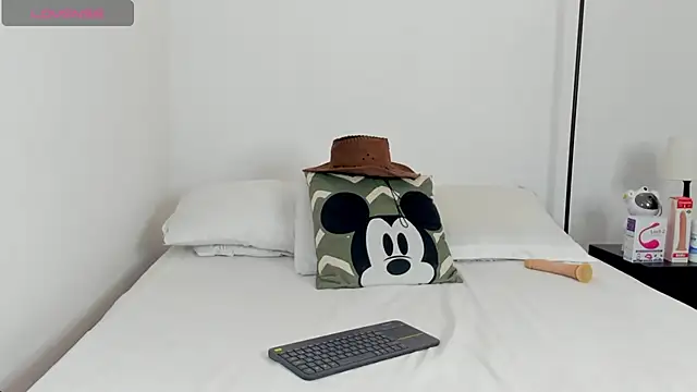 Snapshot of mike_tylor01 chatting on October 17, 1:26 pm mike tylor01 online show from October 17, 1:26 pm