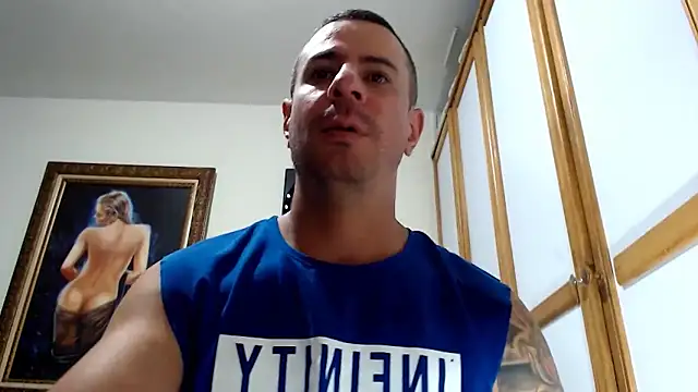 Snapshot of nicolay_74 chatting on October 5, 10:36 pm nicolay 74 online show from October 5, 10:36 pm