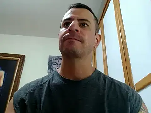 Snapshot of nicolay_74 chatting on February 14, 4:09 pm nicolay 74 online show from February 14, 4:09 pm