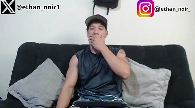 ethan noir online show from March 18, 1:34 pm