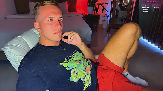 tommy cumfinger online show from March 10, 7:47 am