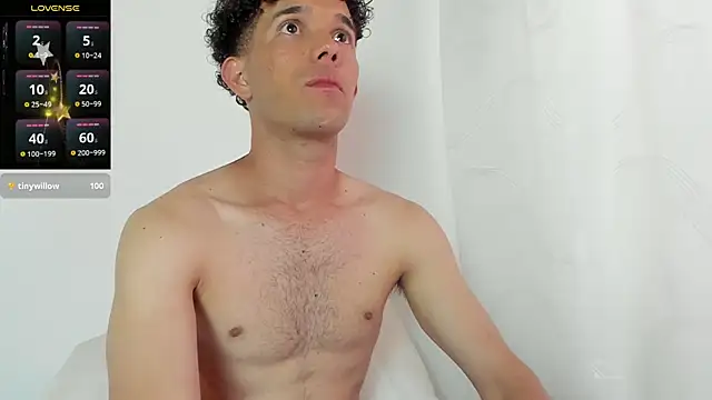 Snapshot of hghilltop chatting on January 2, 9:50 pm hghilltop online show from January 2, 9:50 pm