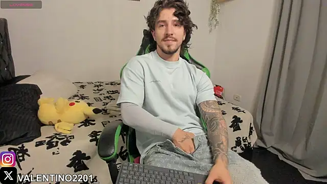 Valentino Xander online show from October 14, 1:12 am