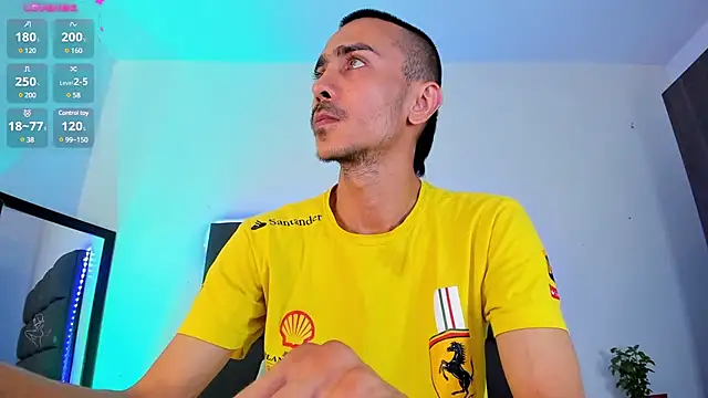 Snapshot of steven_hott8 chatting on March 2, 4:25 pm steven hott8 online show from March 2, 4:25 pm