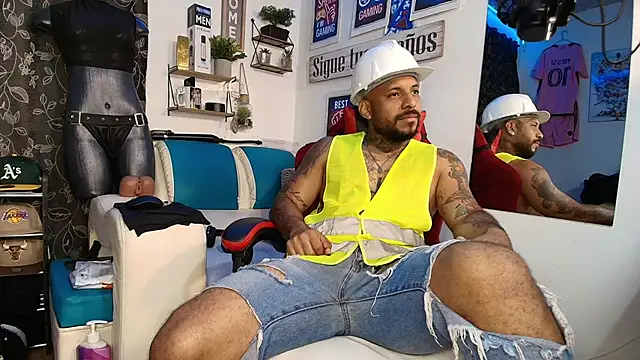 Leenar Key online show from January 13, 11:53 pm