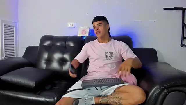 Rob saenz  online show from January 10, 12:47 pm