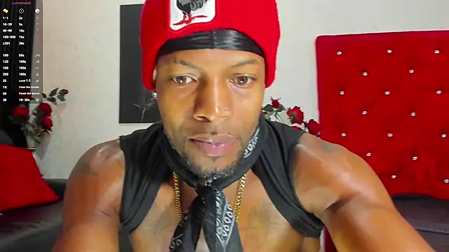 Snapshot of RicoBrown777_ chatting on September 12, 4:12 am RicoBrown777  online show from September 12, 4:12 am