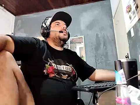 bumbumtatuado online show from June 4, 1:33 am
