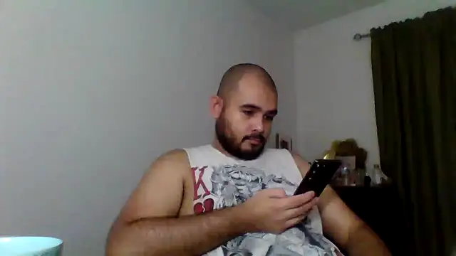 Snapshot of JooveyRose chatting on October 26, 3:41 am JooveyRose online show from October 26, 3:41 am