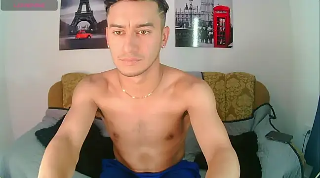 Snapshot of Kevin_Torres chatting on January 17, 6:03 pm Kevin Torres online show from January 17, 6:03 pm