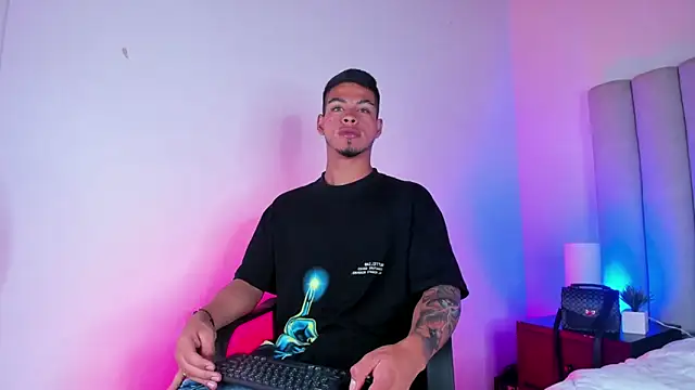 Ken-boy  online show from February 1, 2:37 am