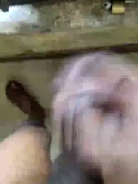 Snapshot of cumshotboy01 chatting on September 17, 9:21 am cumshotboy01 online show from September 17, 9:21 am