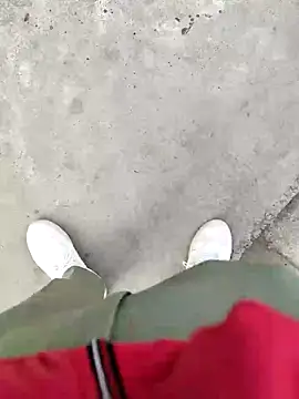 Snapshot of cumshotboy01 chatting on January 6, 10:46 am cumshotboy01 online show from January 6, 10:46 am