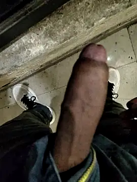 Snapshot of cumshotboy01 chatting on October 24, 12:18 pm cumshotboy01 online show from October 24, 12:18 pm