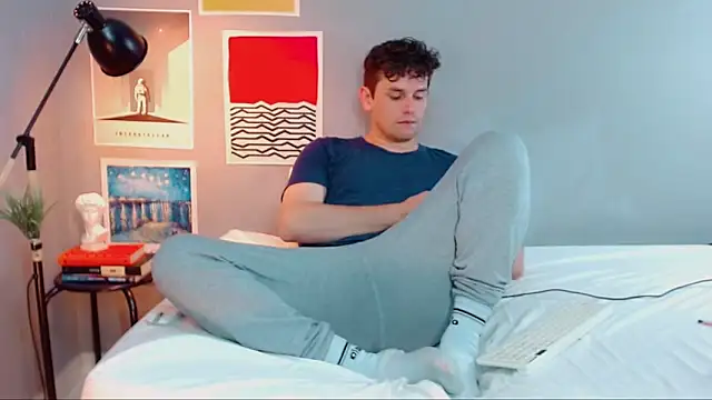 Elio555 online show from October 4, 10:58 pm