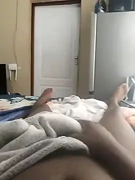 Snapshot of bigvendadick chatting on February 17, 9:46 am bigvendadick online show from February 17, 9:46 am