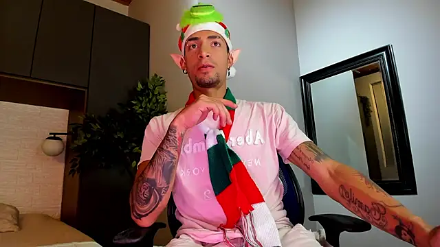 DrakeNeumann online show from December 6, 4:03 am