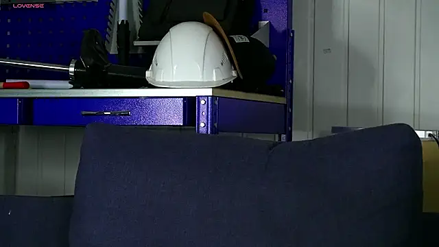 dustyn fox online show from February 3, 6:22 am