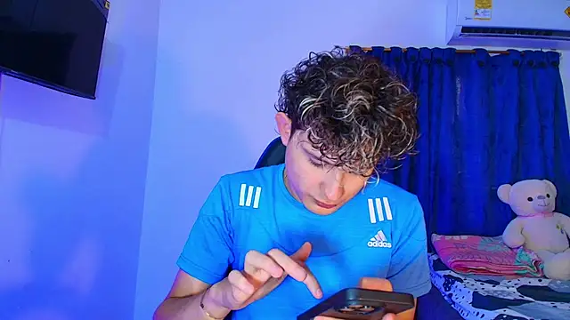 Nathan Bluee online show from March 31, 5:14 pm