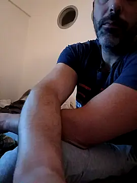 Deapool  online show from November 7, 6:33 pm