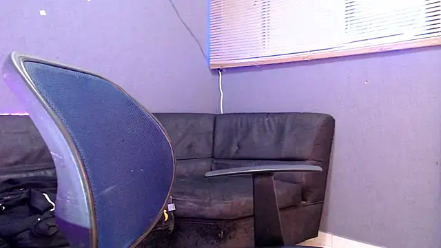 Snapshot of Andy_bapho chatting on September 28, 3:10 pm Andy bapho online show from September 28, 3:10 pm