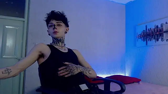 Snapshot of Andy_bapho chatting on December 16, 2:38 pm Andy bapho online show from December 16, 2:38 pm