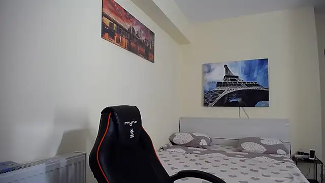 amydamarw online show from July 11, 4:09 pm