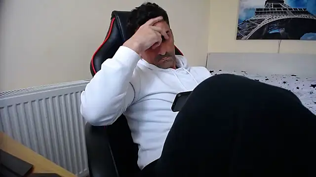 amydamarw online show from March 18, 3:15 pm