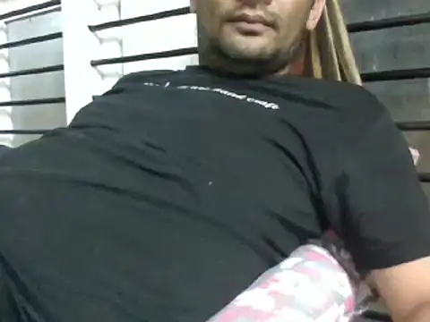 NiceBoy9099 online show from January 6, 5:49 pm