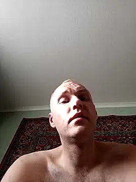 Pineapple04 online show from October 3, 4:50 am