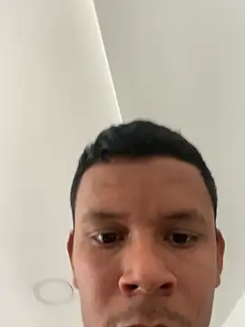 Onel9701 online show from February 28, 1:21 pm