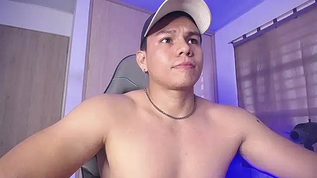 RoyConstance online show from March 8, 10:13 pm