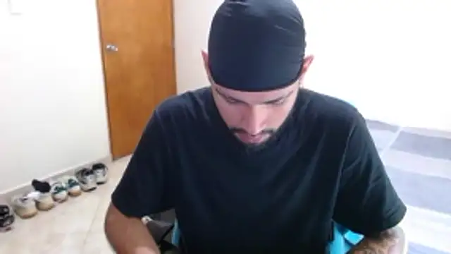 Snapshot of samir_music chatting on October 23, 5:27 pm samir music online show from October 23, 5:27 pm