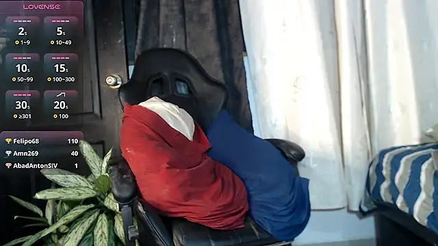 tizziano castillo  online show from October 26, 12:56 am