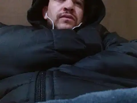 Snapshot of camiloking1720 chatting on February 5, 7:07 am camiloking1720 online show from February 5, 7:07 am