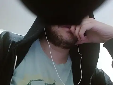 Snapshot of camiloking1720 chatting on September 13, 9:49 pm camiloking1720 online show from September 13, 9:49 pm