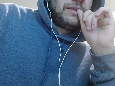 Snapshot of camiloking1720 chatting on September 27, 7:28 am camiloking1720 online show from September 27, 7:28 am