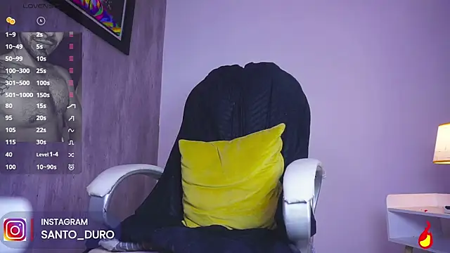 Snapshot of king_hard chatting on October 17, 2:48 am king hard online show from October 17, 2:48 am