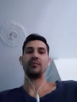 Snapshot of cazaperdidas chatting on September 23, 8:08 pm cazaperdidas online show from September 23, 8:08 pm