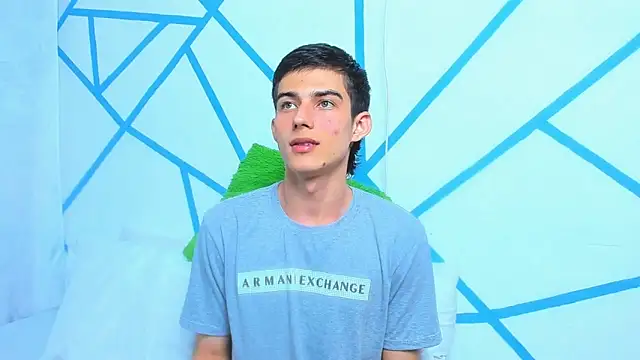 liam scott77 online show from December 7, 4:14 pm