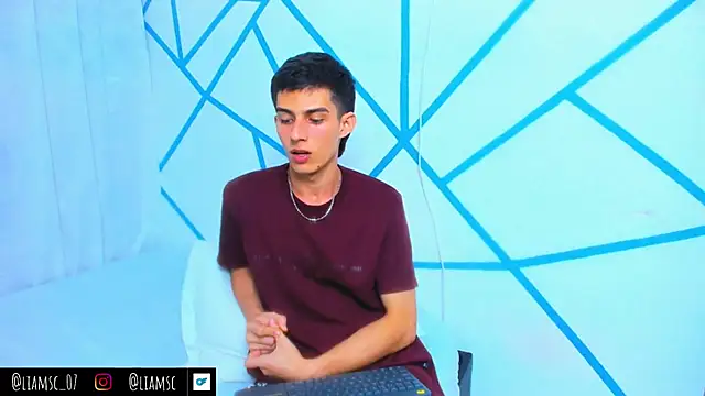 liam scott77 online show from October 8, 9:08 pm