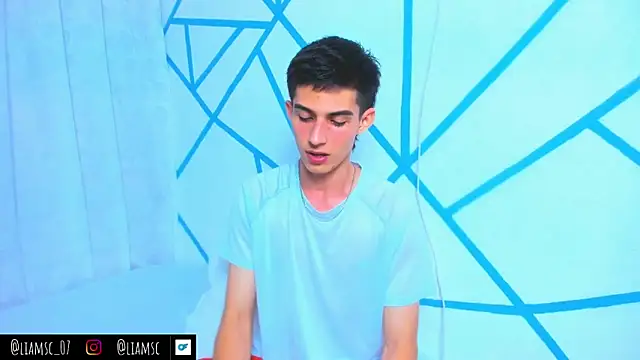 liam scott77 online show from October 10, 9:29 pm