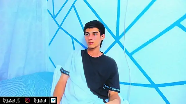 liam scott77 online show from September 28, 12:08 am