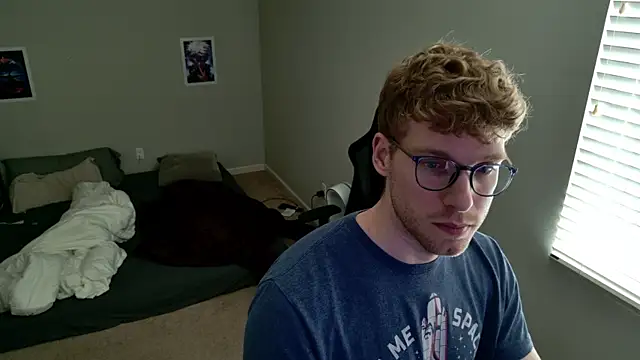 BlueEyedTallGuy94 online show from July 8, 10:47 pm