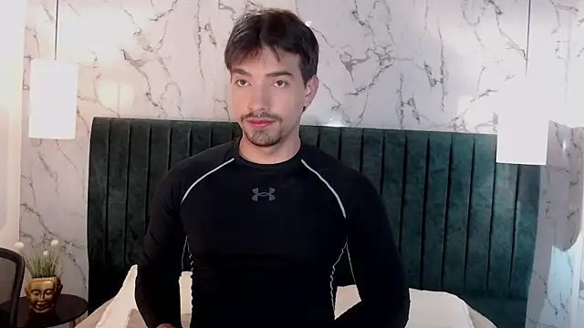 Ian Daviz online show from December 6, 7:56 pm