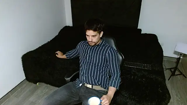 Ian Daviz online show from April 7, 9:31 am